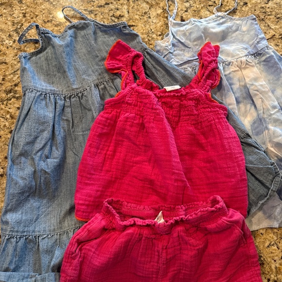 Bundle - Picture 1 of 1